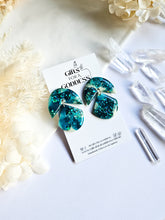 Load image into Gallery viewer, Turquoise Glitter Marble
