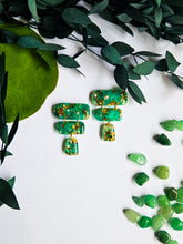 Load image into Gallery viewer, Emerald Green &amp; Gold Marble
