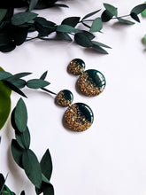 Load image into Gallery viewer, Mid Emerald and Gold Glitter
