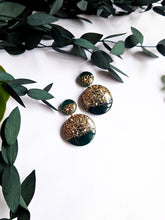 Load image into Gallery viewer, Mid Emerald and Gold Glitter
