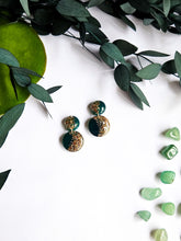 Load image into Gallery viewer, Mini Emerald and Gold Glitter
