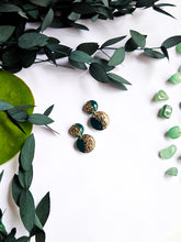 Load image into Gallery viewer, Mini Emerald and Gold Glitter
