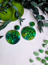 Load image into Gallery viewer, Statement Green Glitter Marble
