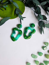 Load image into Gallery viewer, Green Glitter Marble
